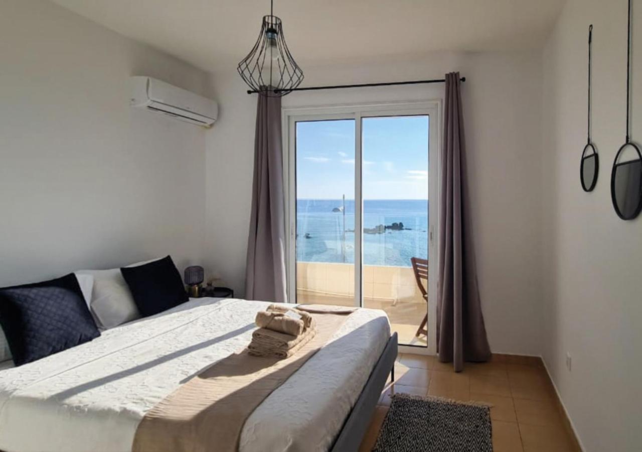Apartament Phaedrus Living: Seaview Luxury Flat Paphinia 204